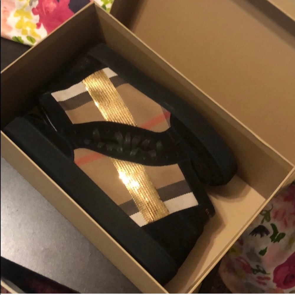 Burberry Sneakers Size 8